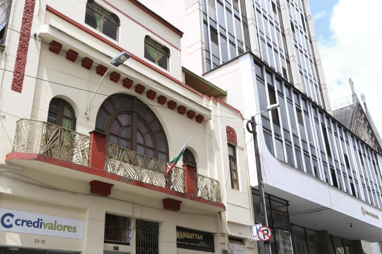 Hotel La Republica Manizales Exterior photo