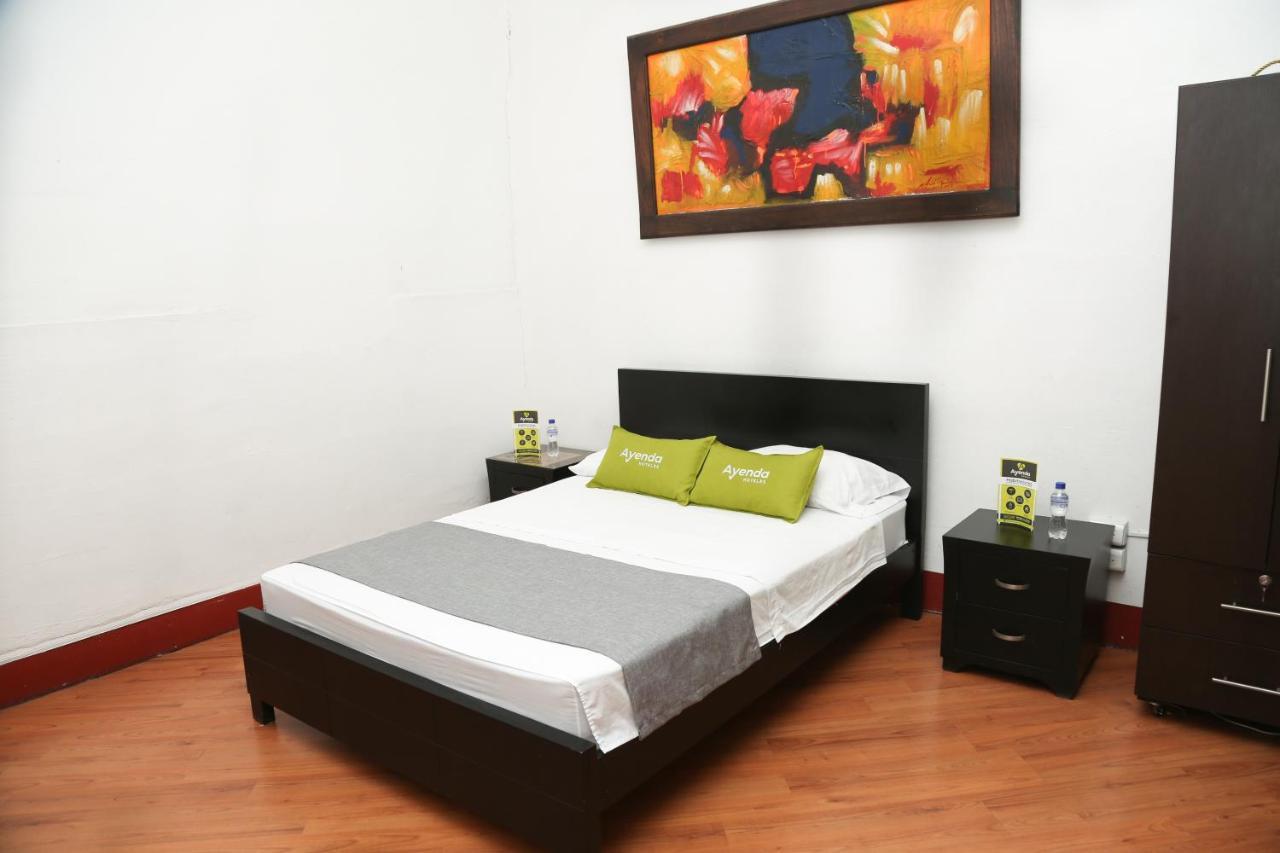 Hotel La Republica Manizales Exterior photo